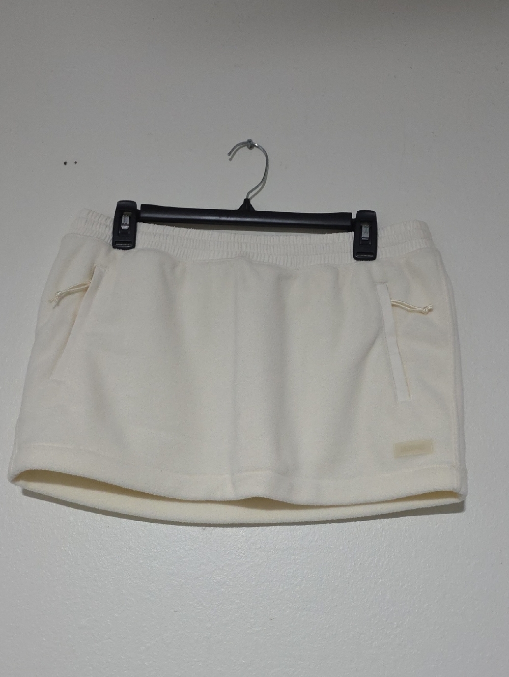 SKIMS Fleece Lounge Mini Skirt In Ecru